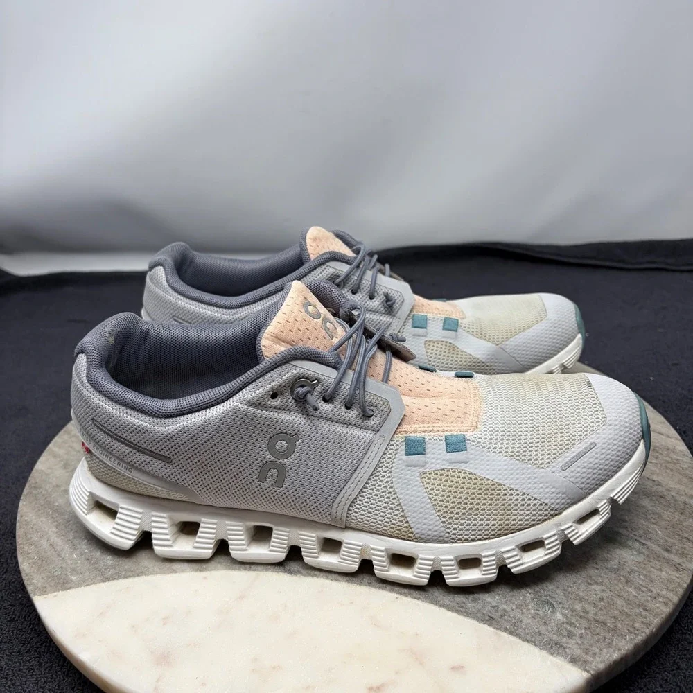 On Running Cloud 5 Push Glacier Undyed White Peach 69.98353 Womens Size 8.5
